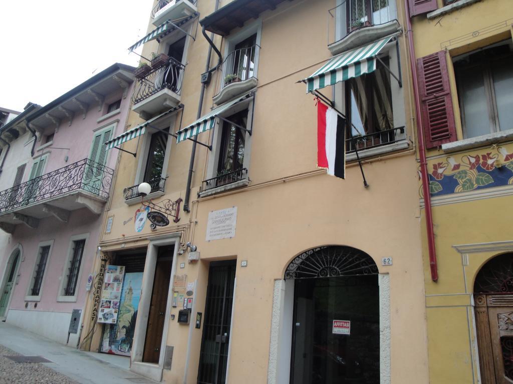 The Queen Tower Desenzano del Garda Exterior foto